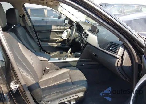 2016 BMW 320I из США, поврежденный, VIN WBA8E1G58GNT37599